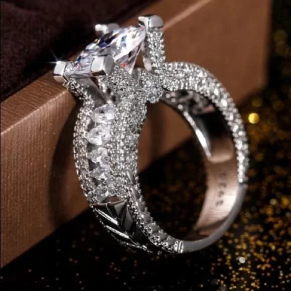 NEW 925 sterling silver ring - Picture 4 of 5